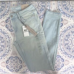 NWT Calvin Klein Jeans Legging size 27
